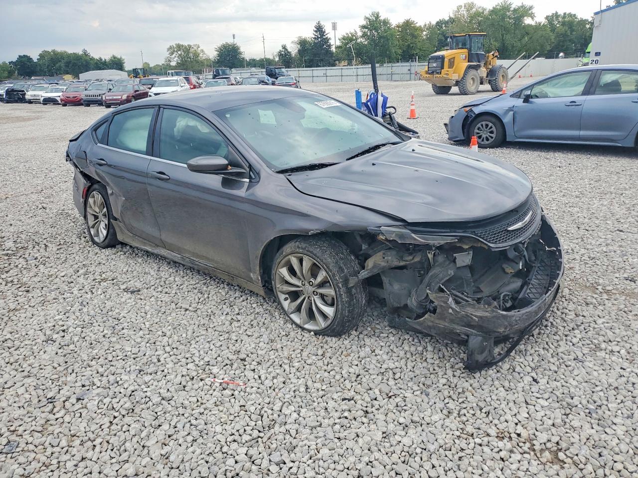2016 Chrysler 200 S - Фото 4