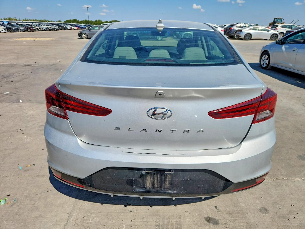 2019 Hyundai Elantra Sel - Фото 6