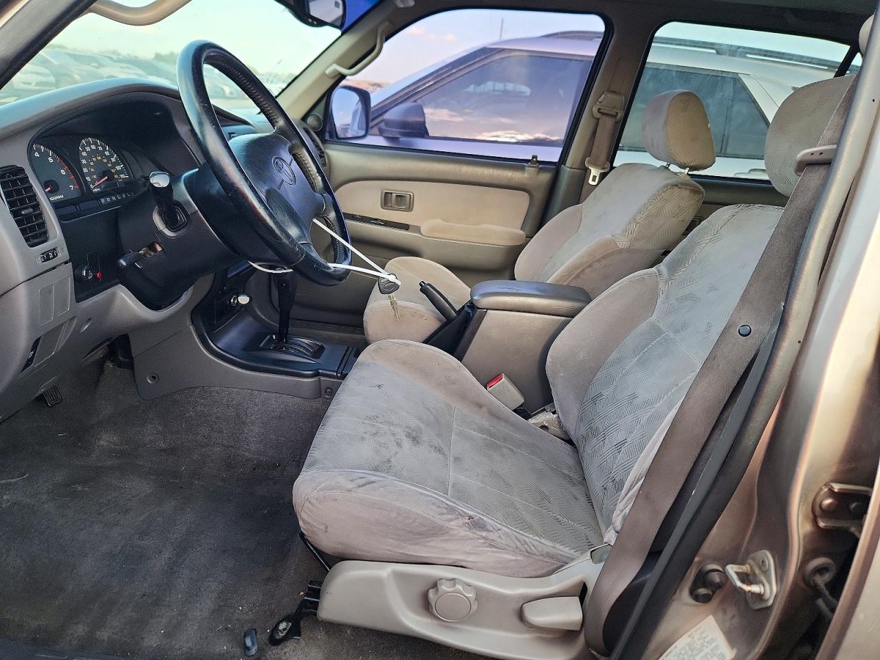 2001 Toyota 4Runner Sr5 - Image 7
