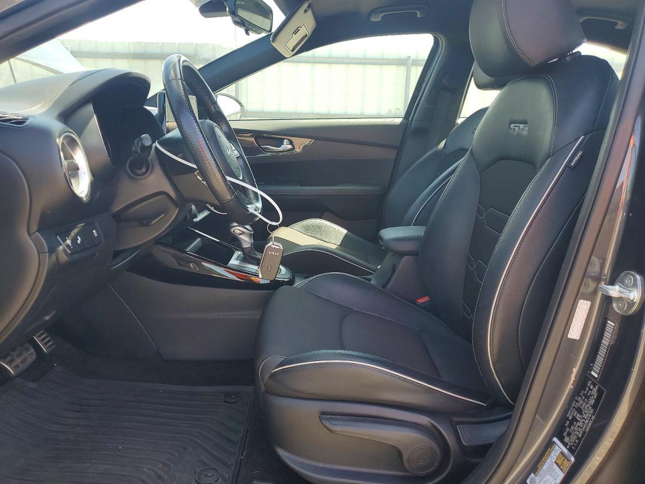 2022 Kia Forte Gt Line - Фото 7