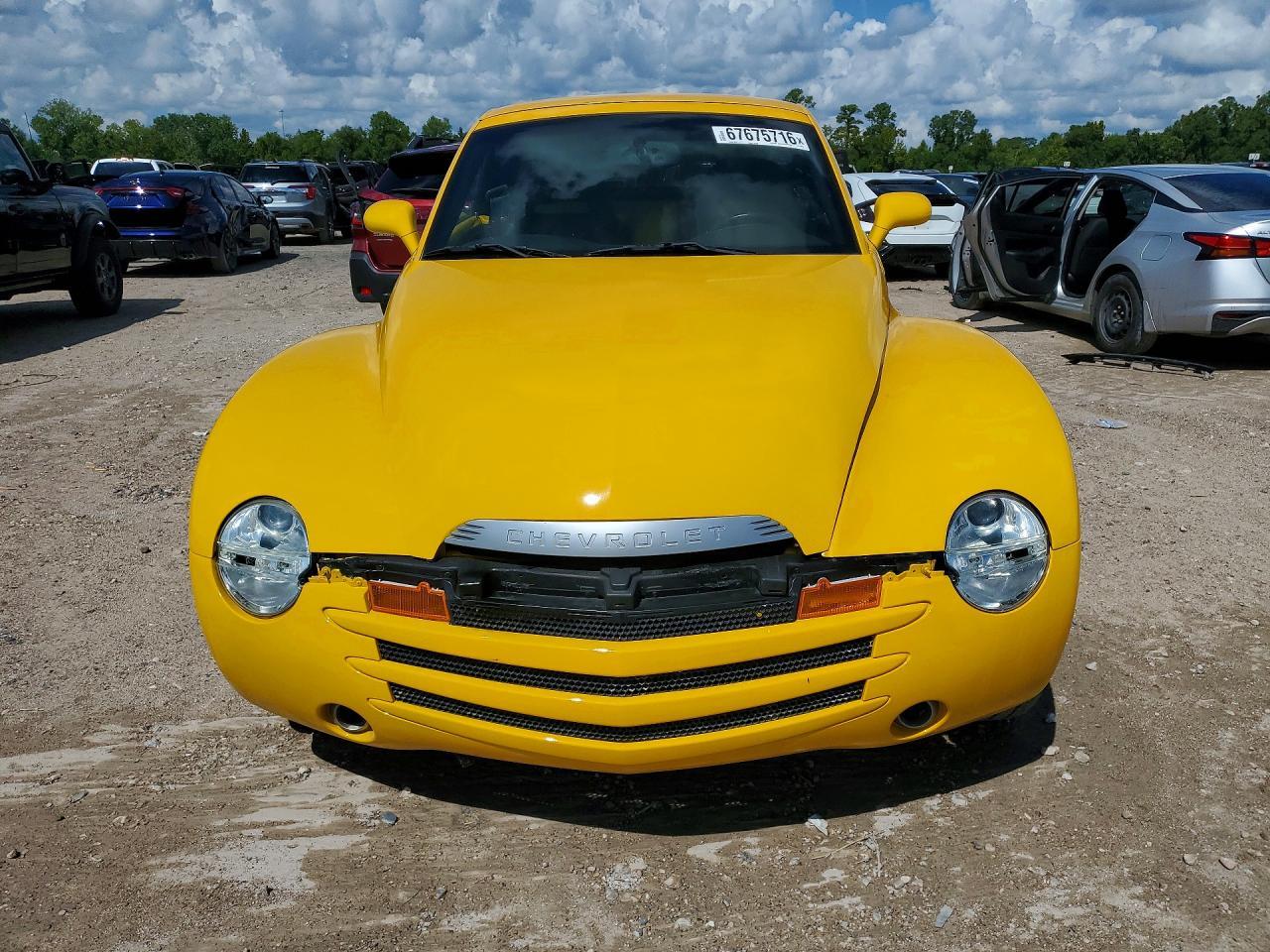 2004 Chevrolet Ssr - Фото 5