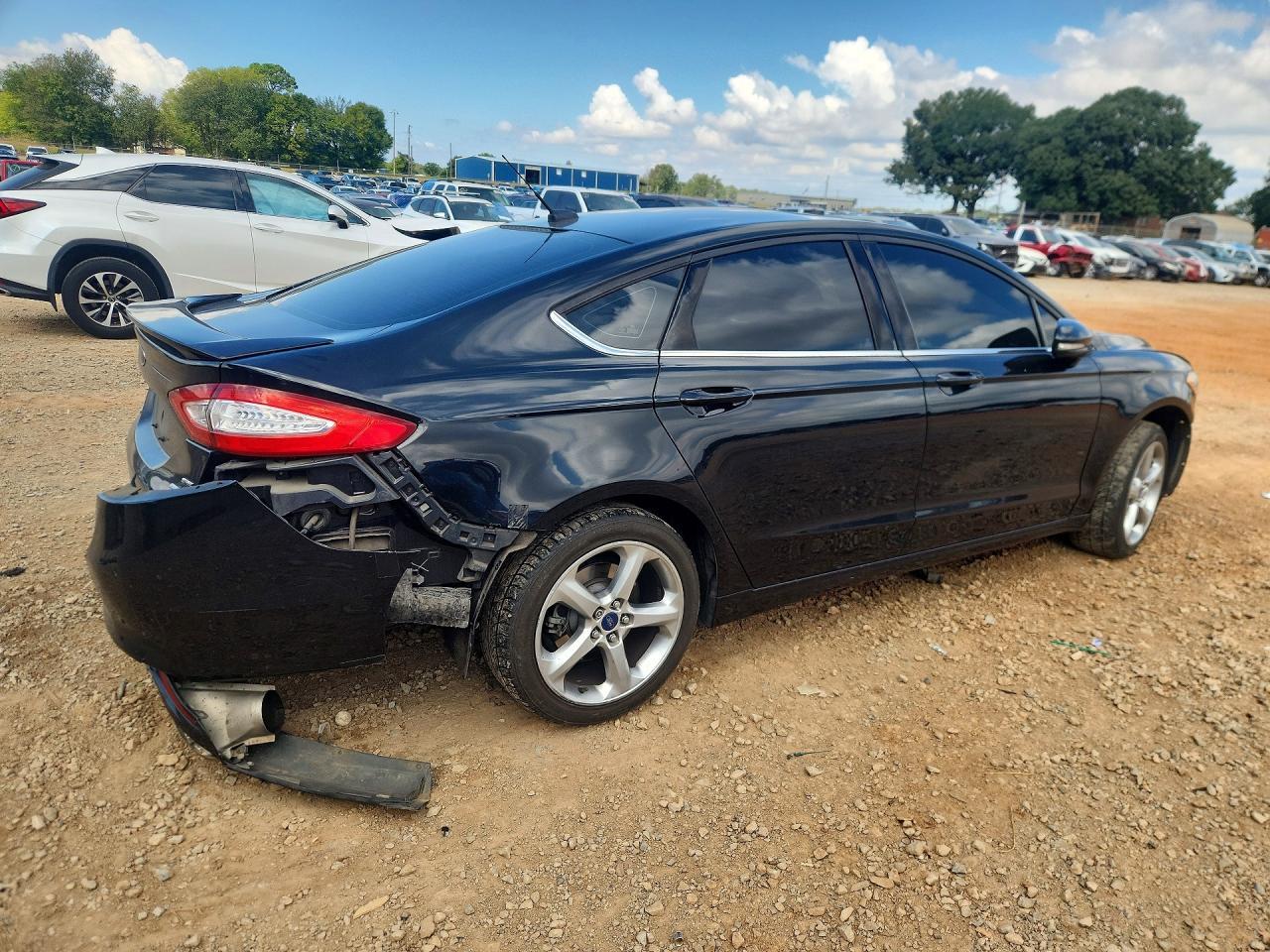 2015 Ford Fusion Se - Image 3