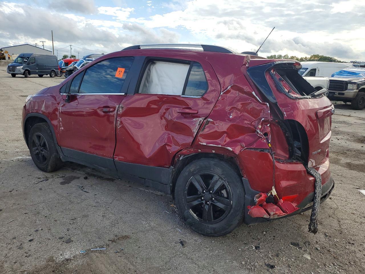 2020 Chevrolet Trax 1Lt - Фото 2