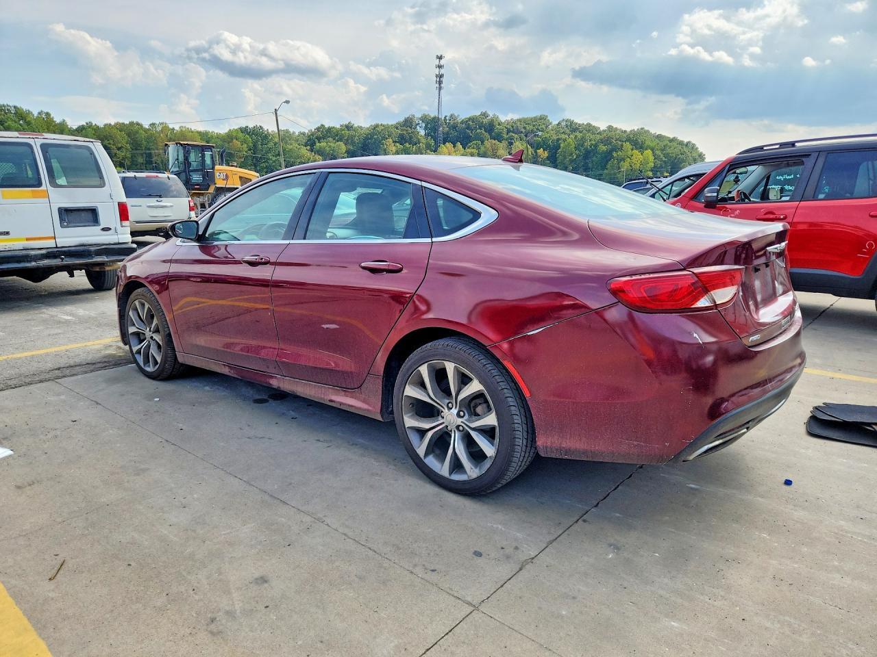 2016 Chrysler 200 C - Фото 2