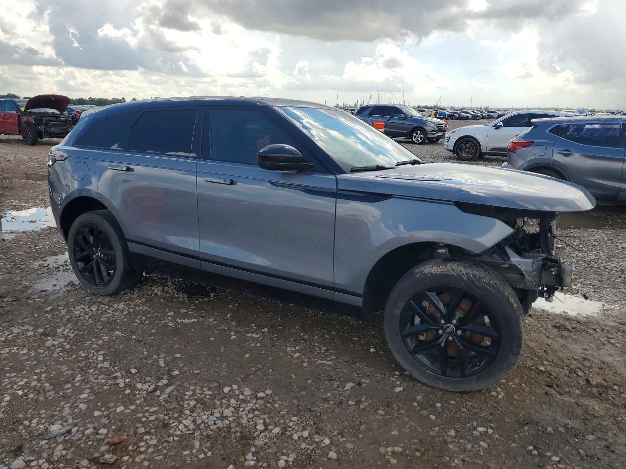 2026 Land Rover Range Rover Velar Dynamic Se - Image 4