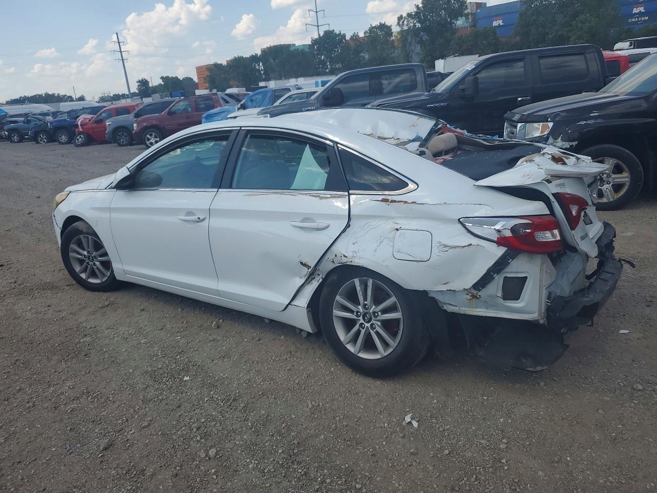 2016 Hyundai Sonata Se - Image 2