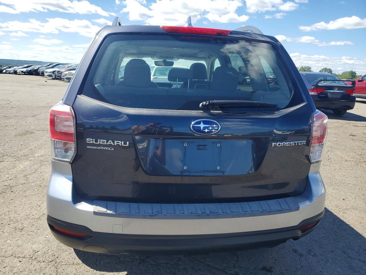 2017 Subaru Forester 2.5I Premium - Image 6