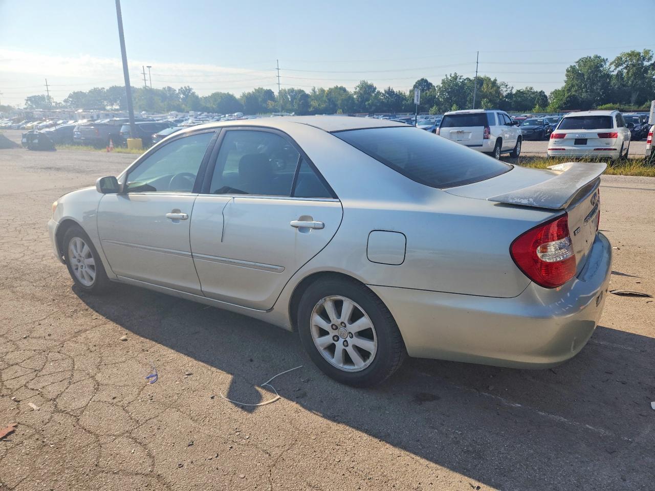 2004 Toyota Camry Xle - Image 2