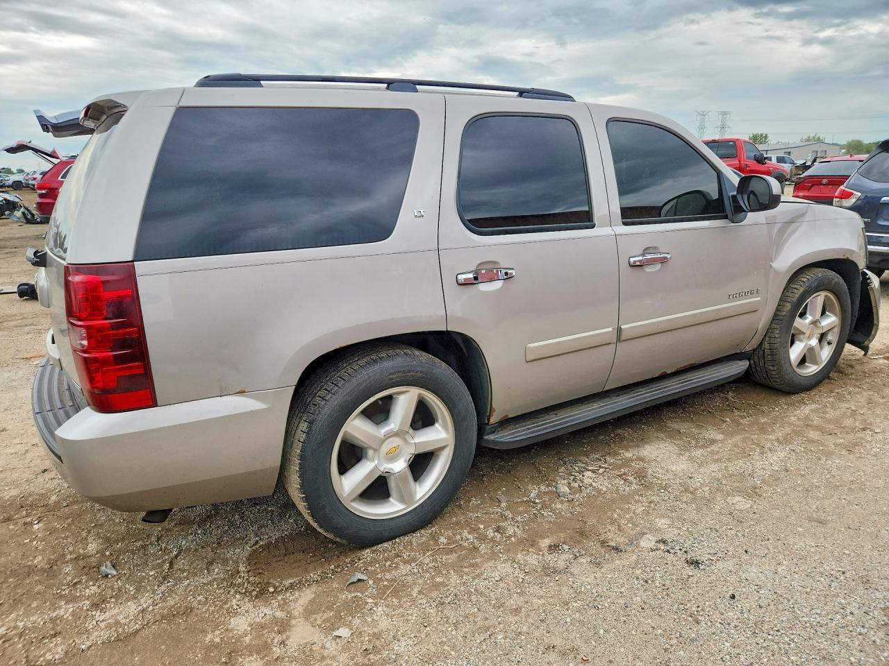 2008 Chevy Tahoe - Image 3