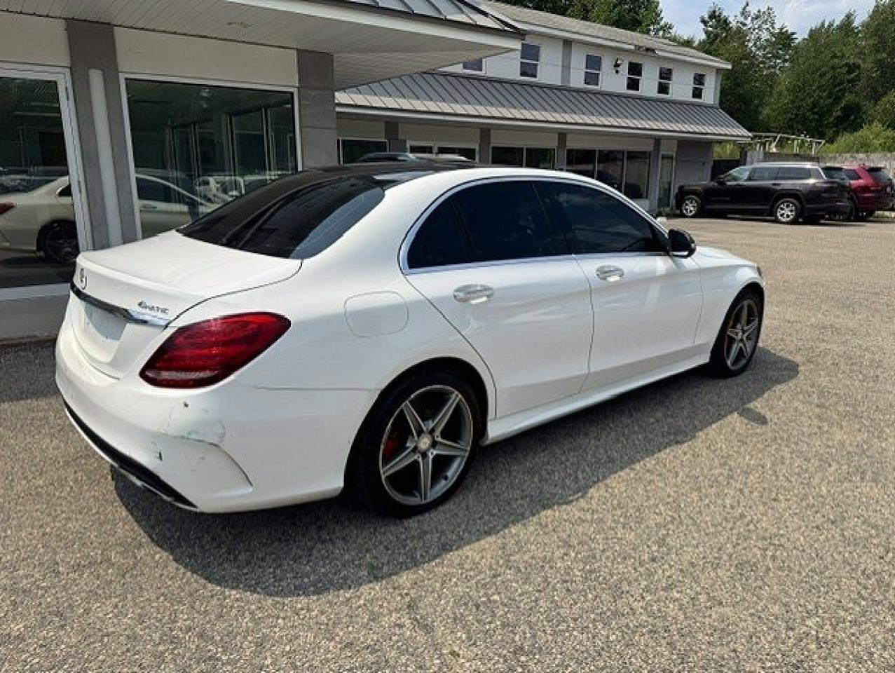 2015 Mercedes-Benz C 300 4Matic - Фото 4