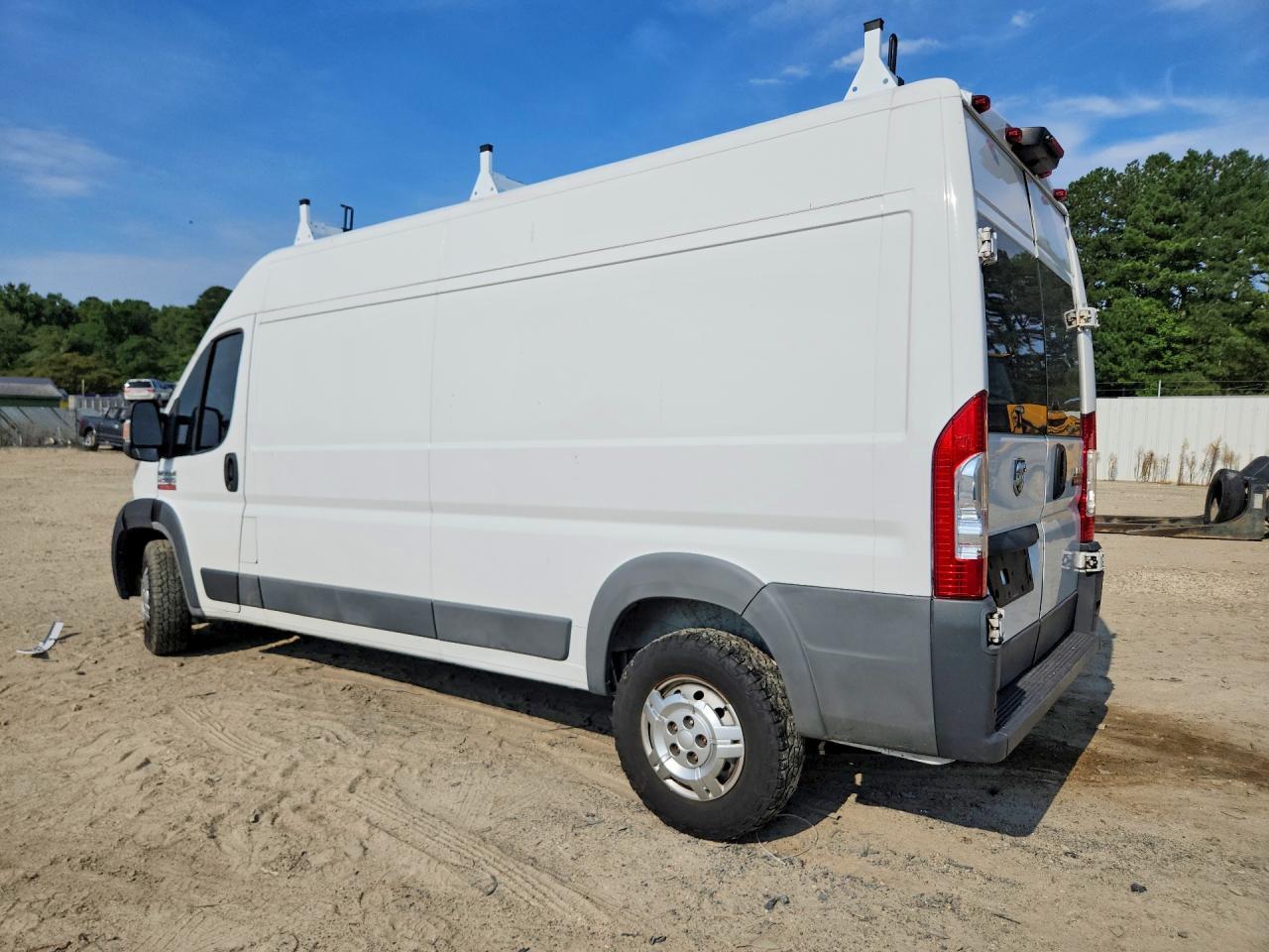 2018 Ram Promaster 2500 Delivery Van - Image 2