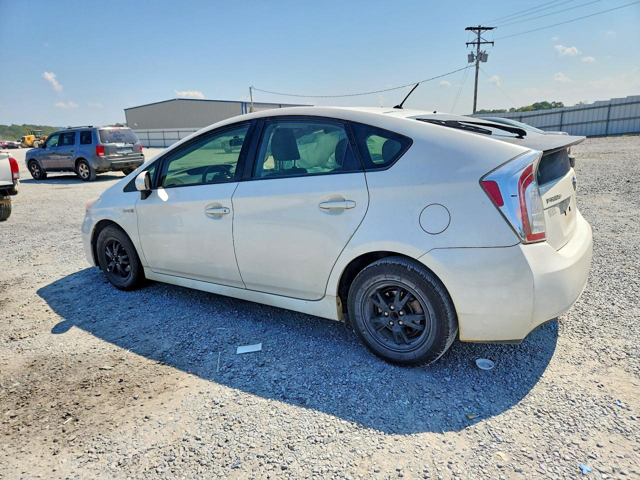 2013 Toyota Prius Two - Фото 2