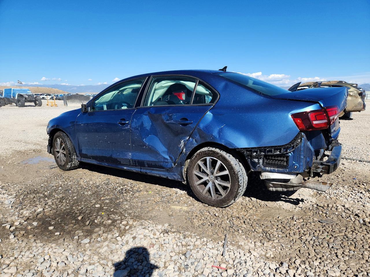 2016 Volkswagen Jetta Se - Image 2