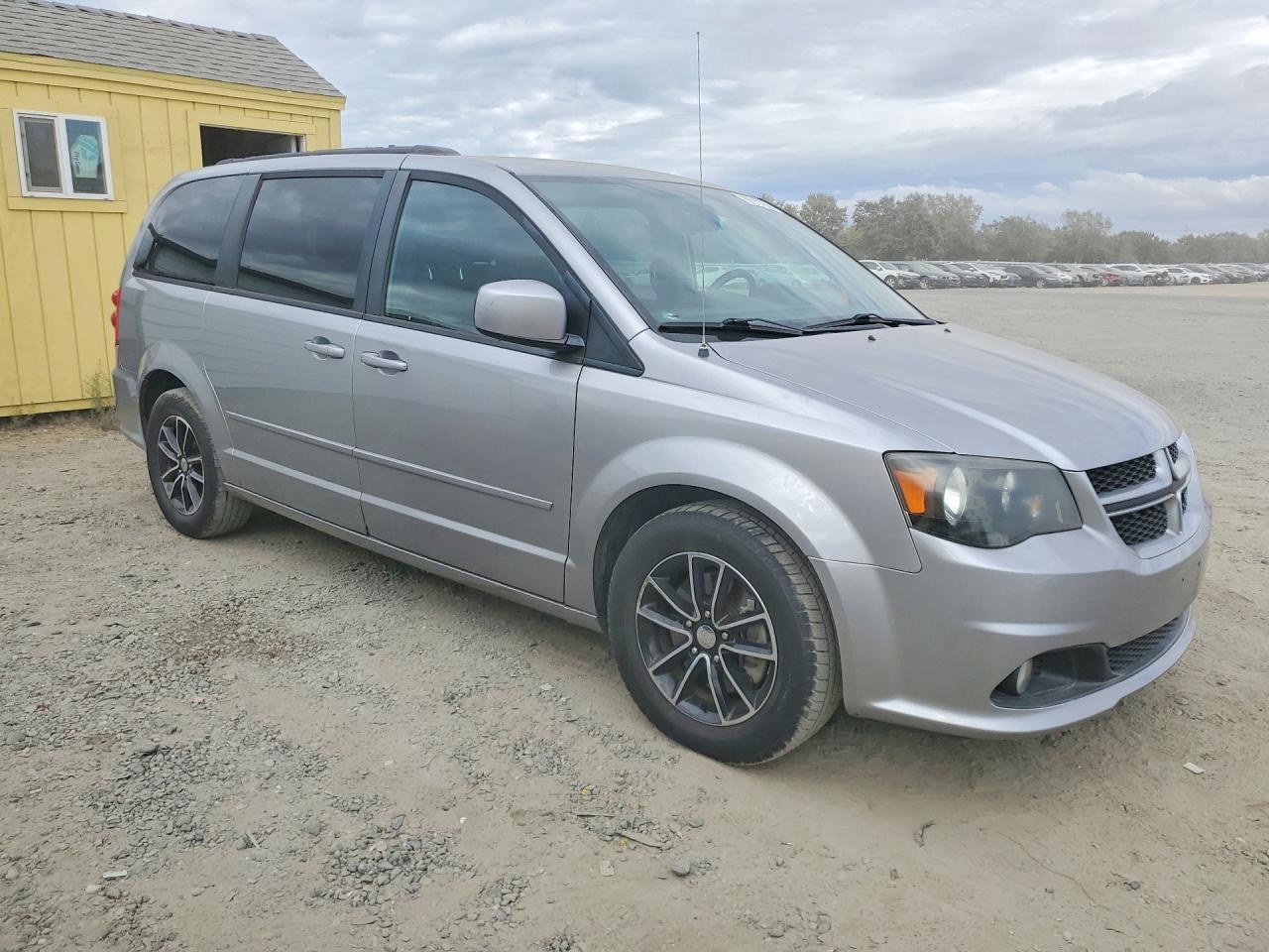 2016 Dodge Grand Caravan R/T - Фото 4