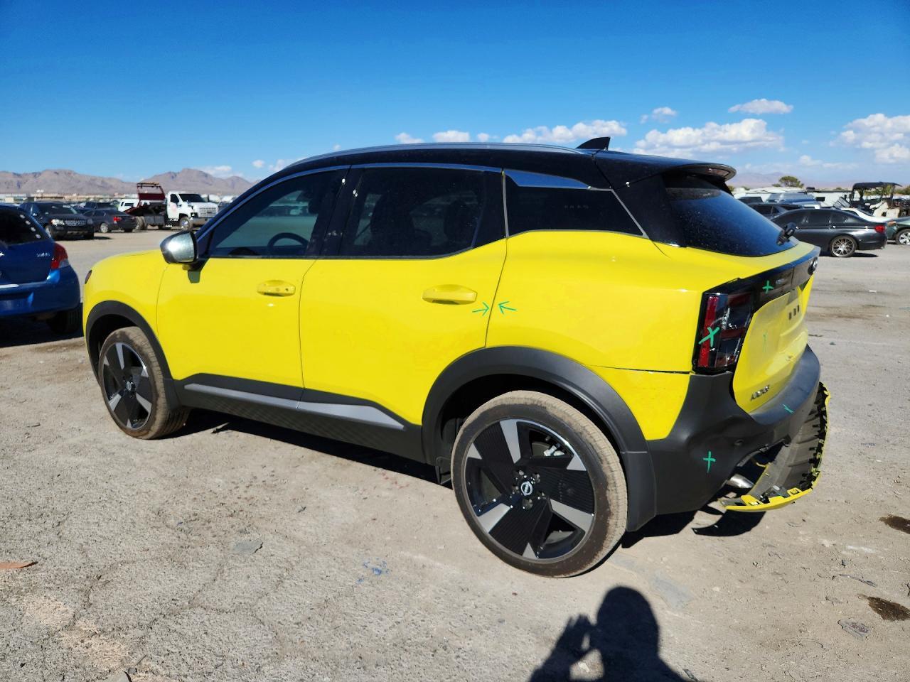 2025 Nissan Kicks Sr - Фото 2