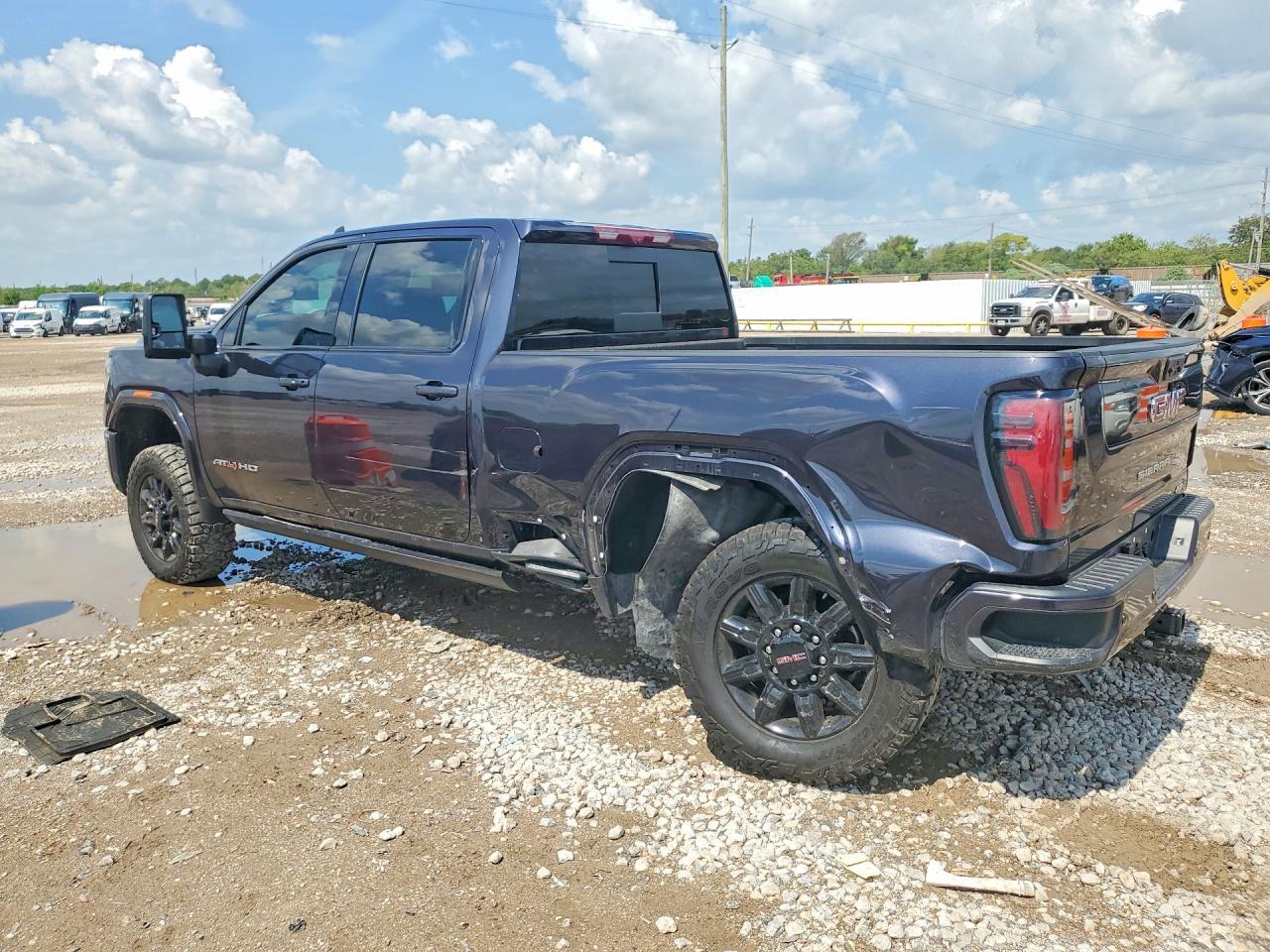 2026 GMC Sierra K2500 At4 - Фото 2