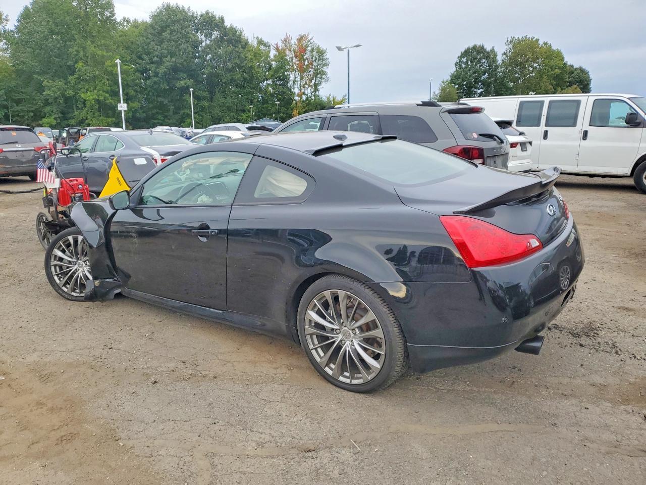 2012 Infiniti G37 Coupe X - Фото 2