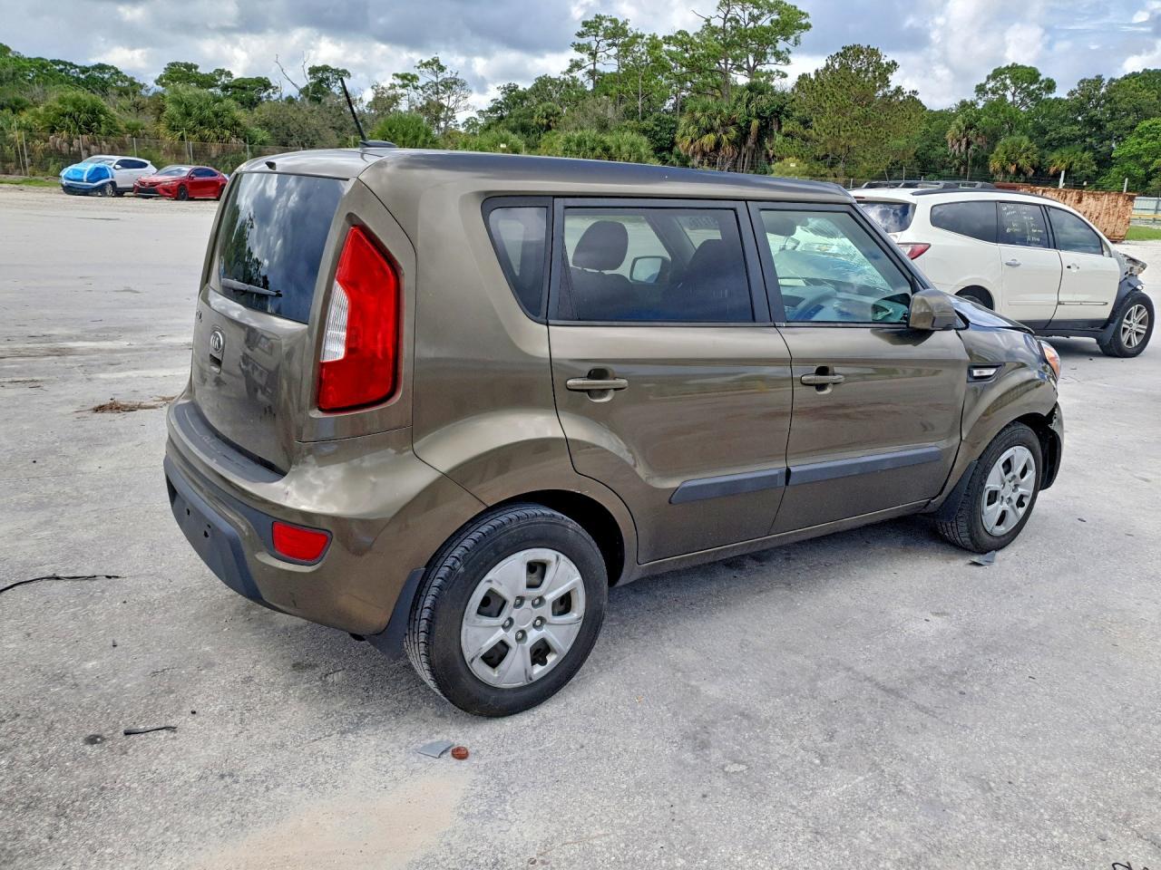 2013 Kia Soul Base - Фото 3