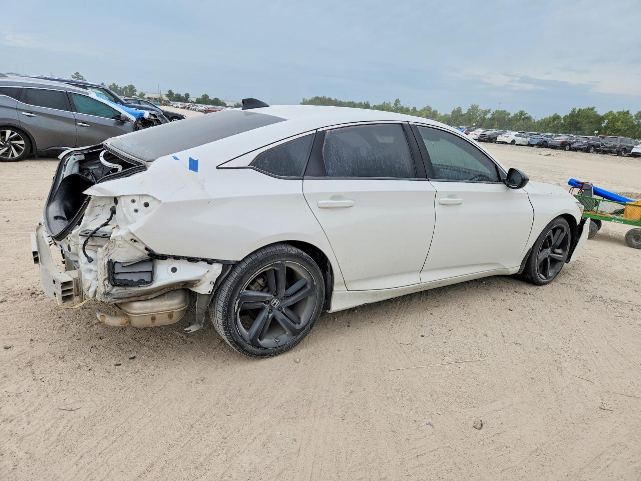 2021 Honda Accord Sport - Image 3