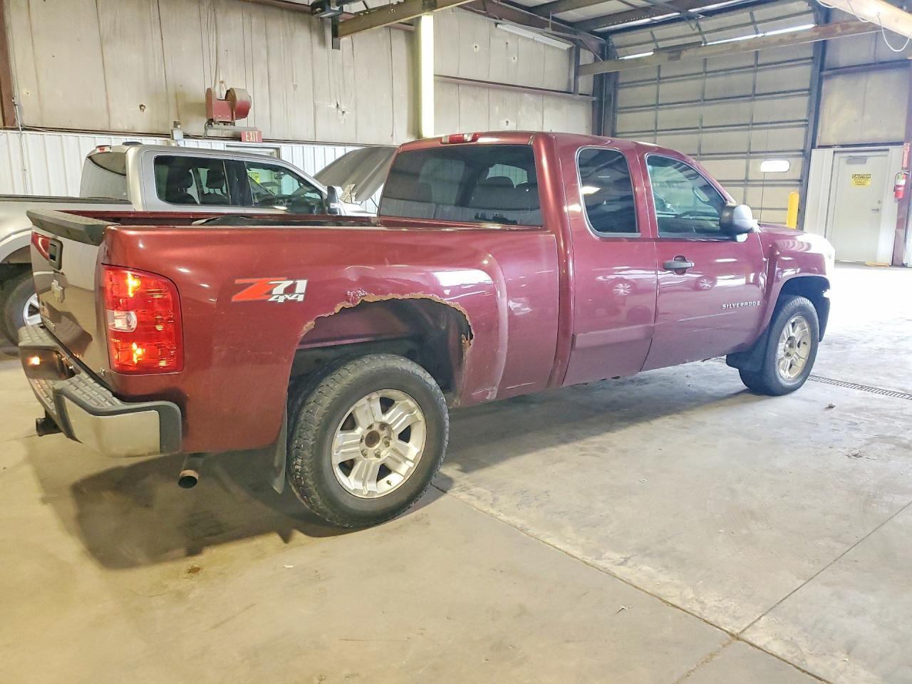 2008 Chevrolet Silverado K1500 - Фото 3