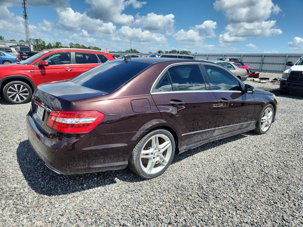 2010 Mercedes-Benz E 350 - Фото 3