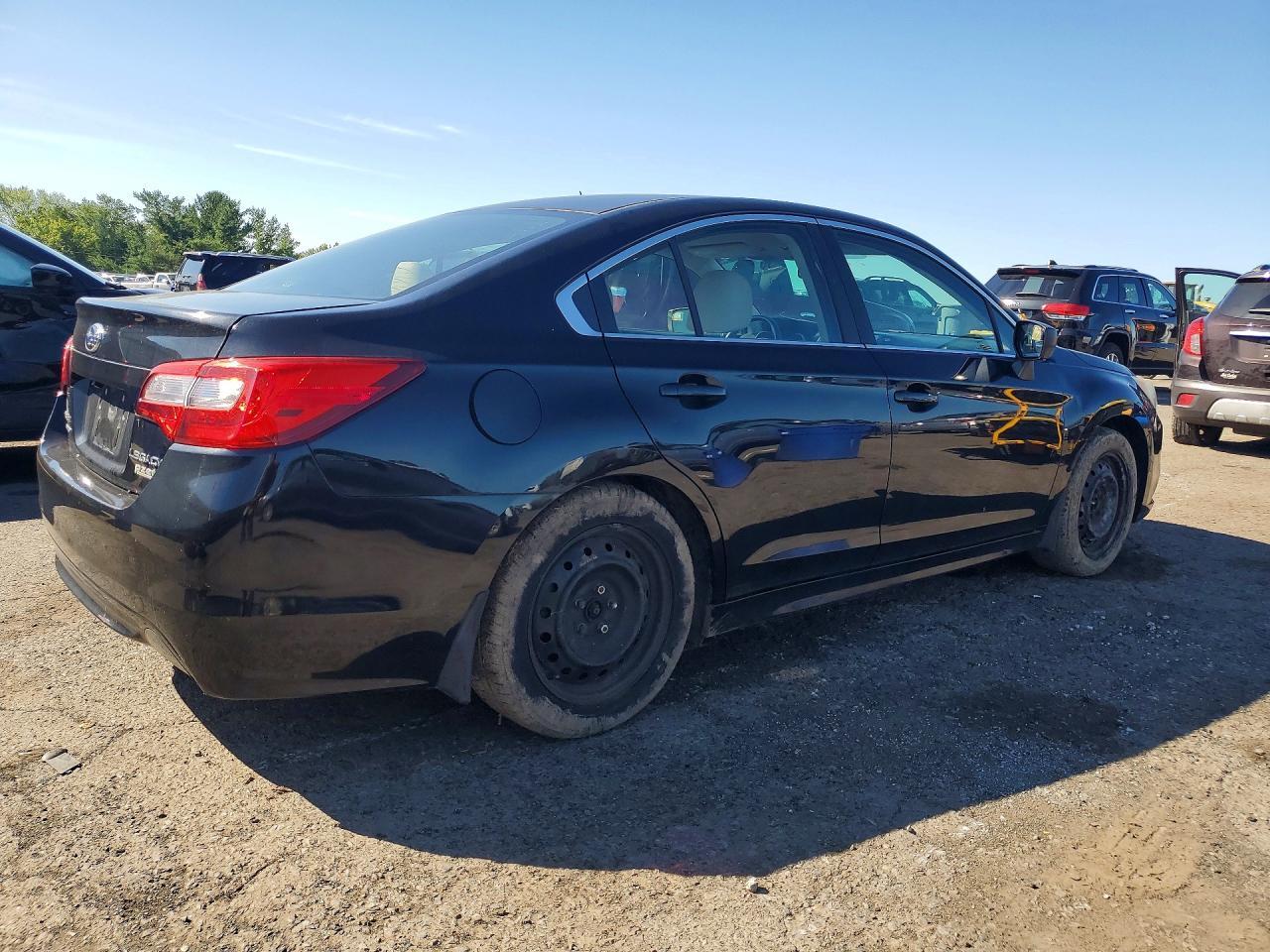 2015 Subaru Legacy 2.5I - Фото 3