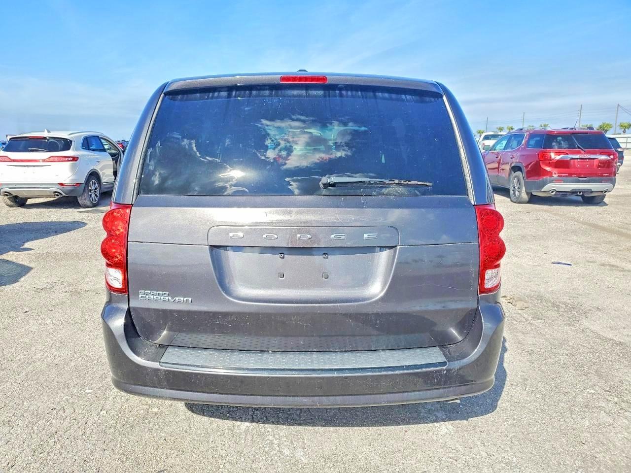 2015 Dodge Grand Caravan Sxt - Image 6