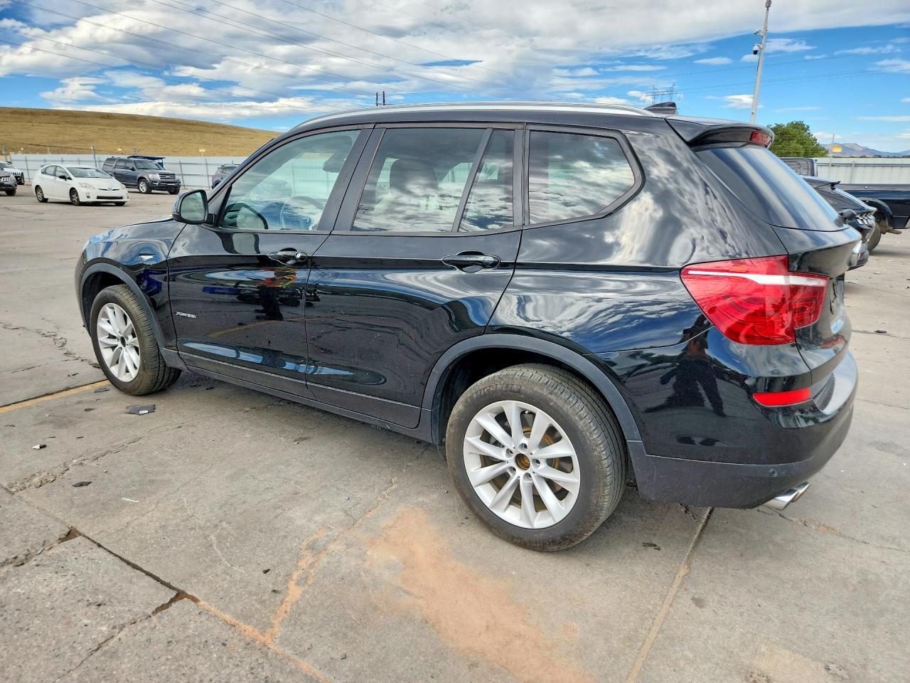 2017 BMW X3 xDrive28I - Фото 2
