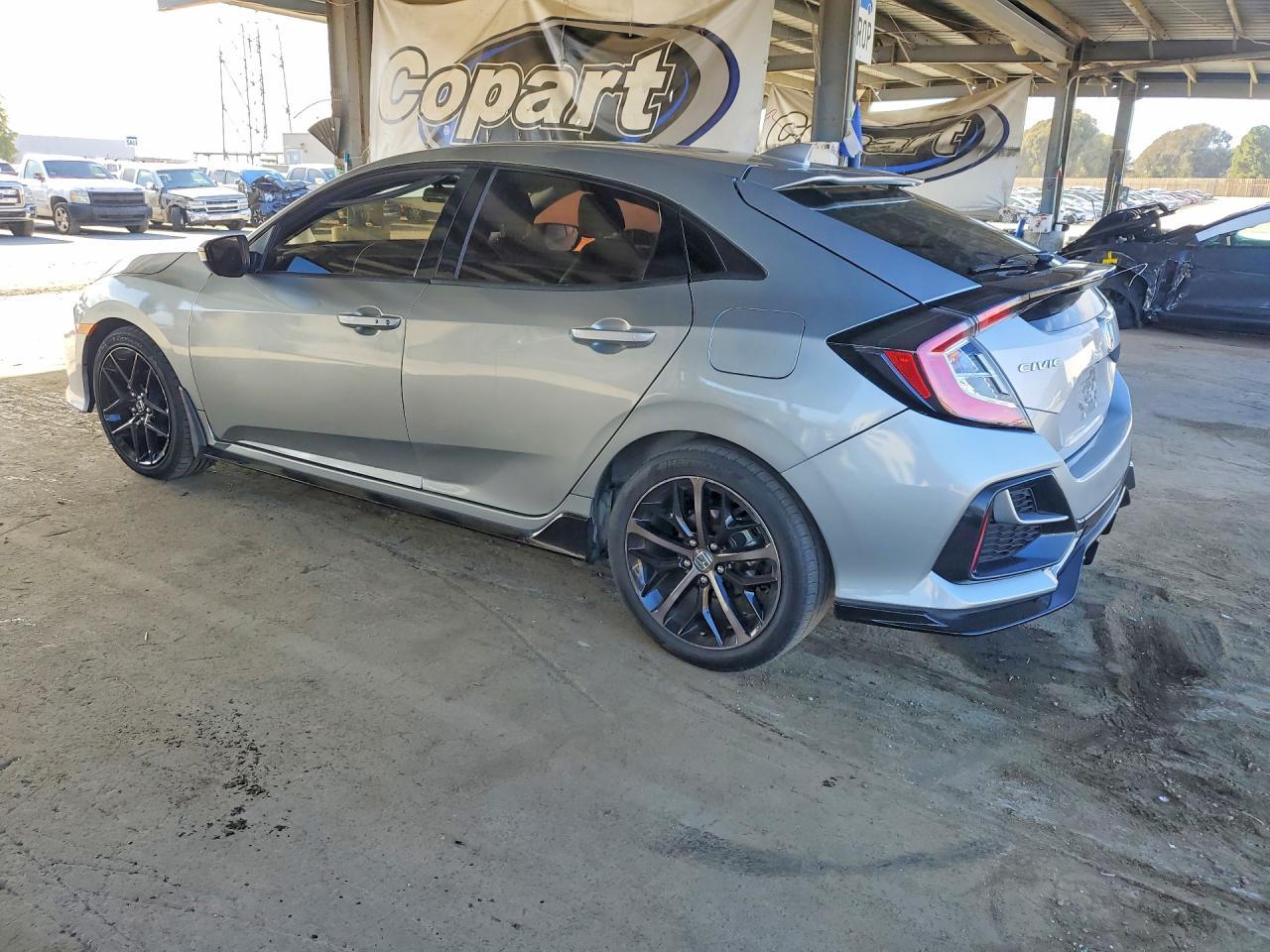 2021 Honda Civic Sport - Фото 2