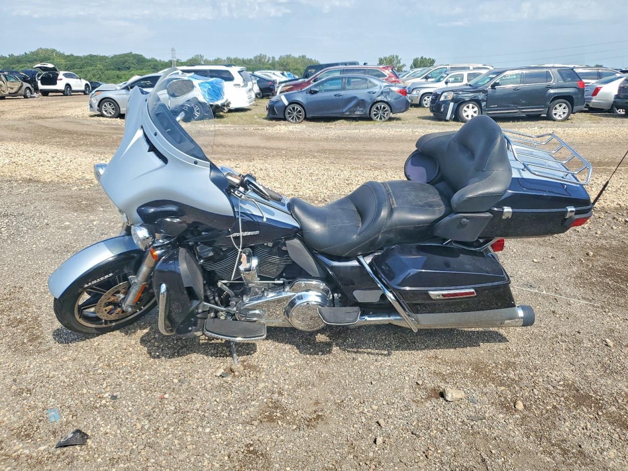 2020 Harley-Davidson Flhtk - Image 3
