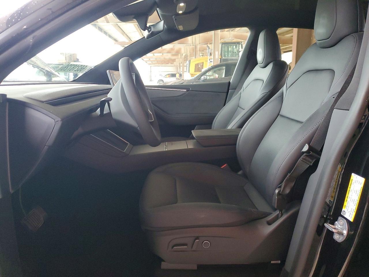 2026 Tesla Model Y - Image 7