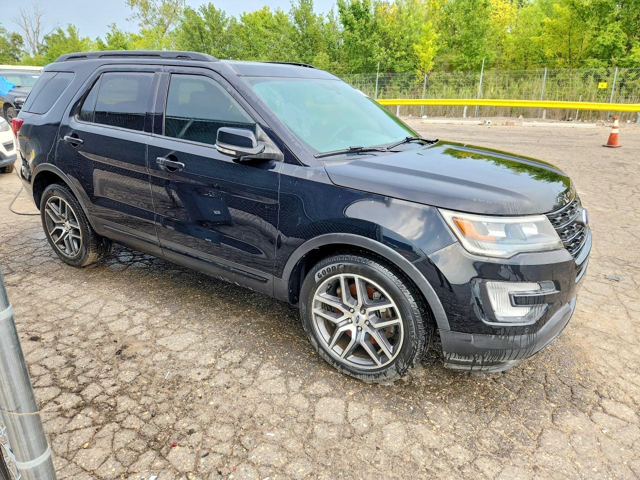 2017 Ford Explorer Sport - Фото 4