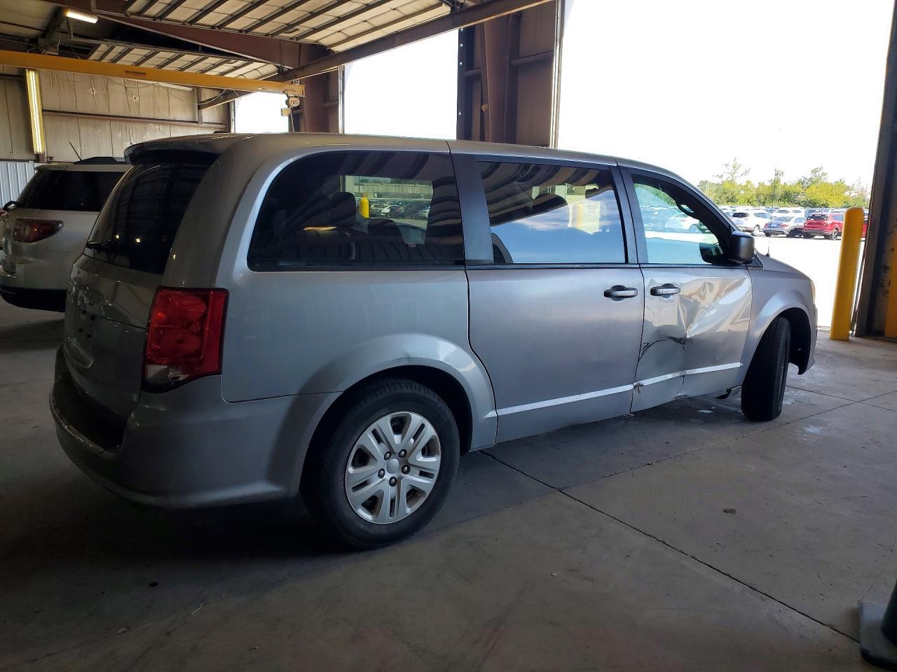 2018 Dodge Grand Caravan Se - Фото 3