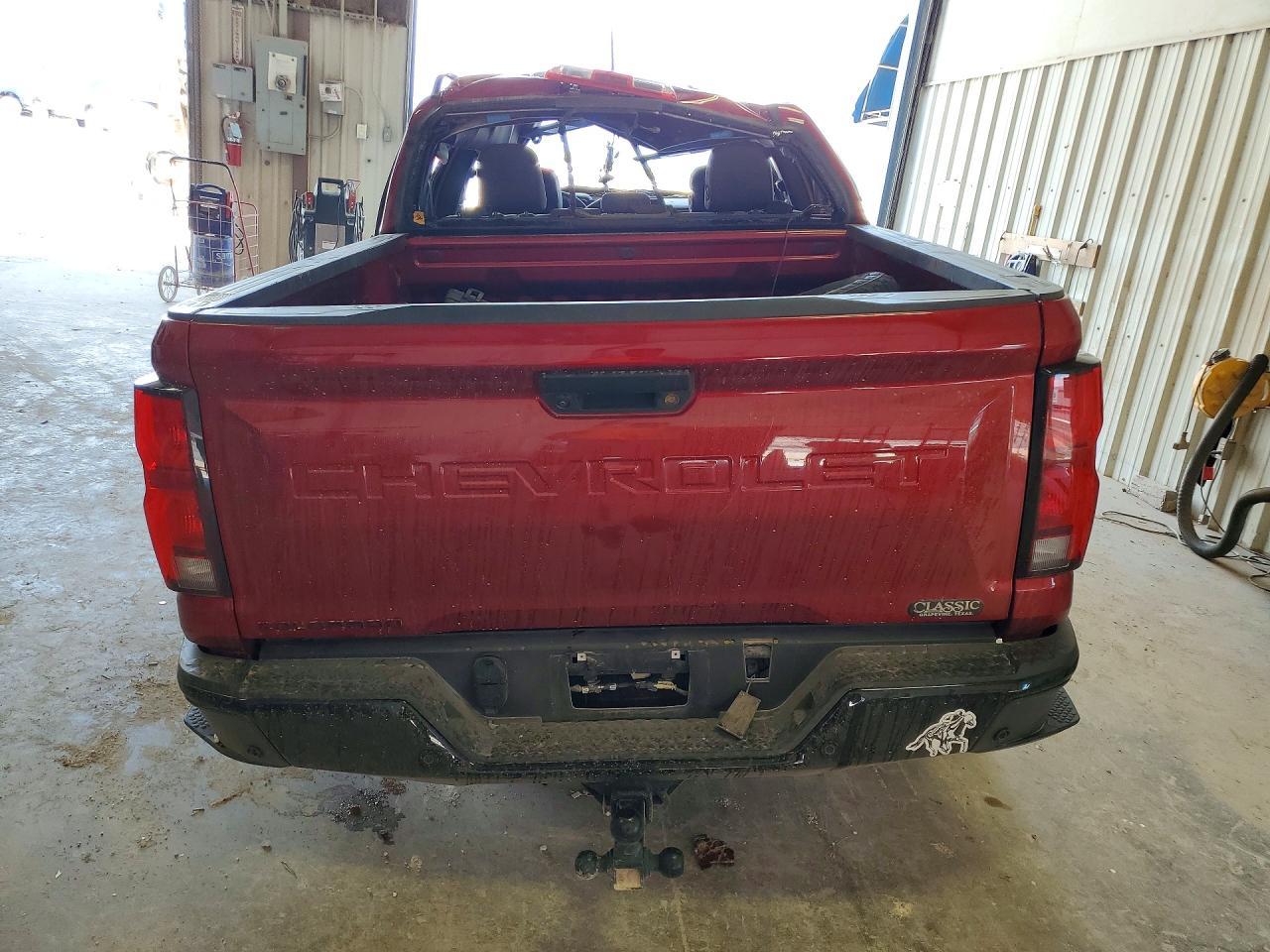 2025 Chevrolet Colorado Z71 - Image 6