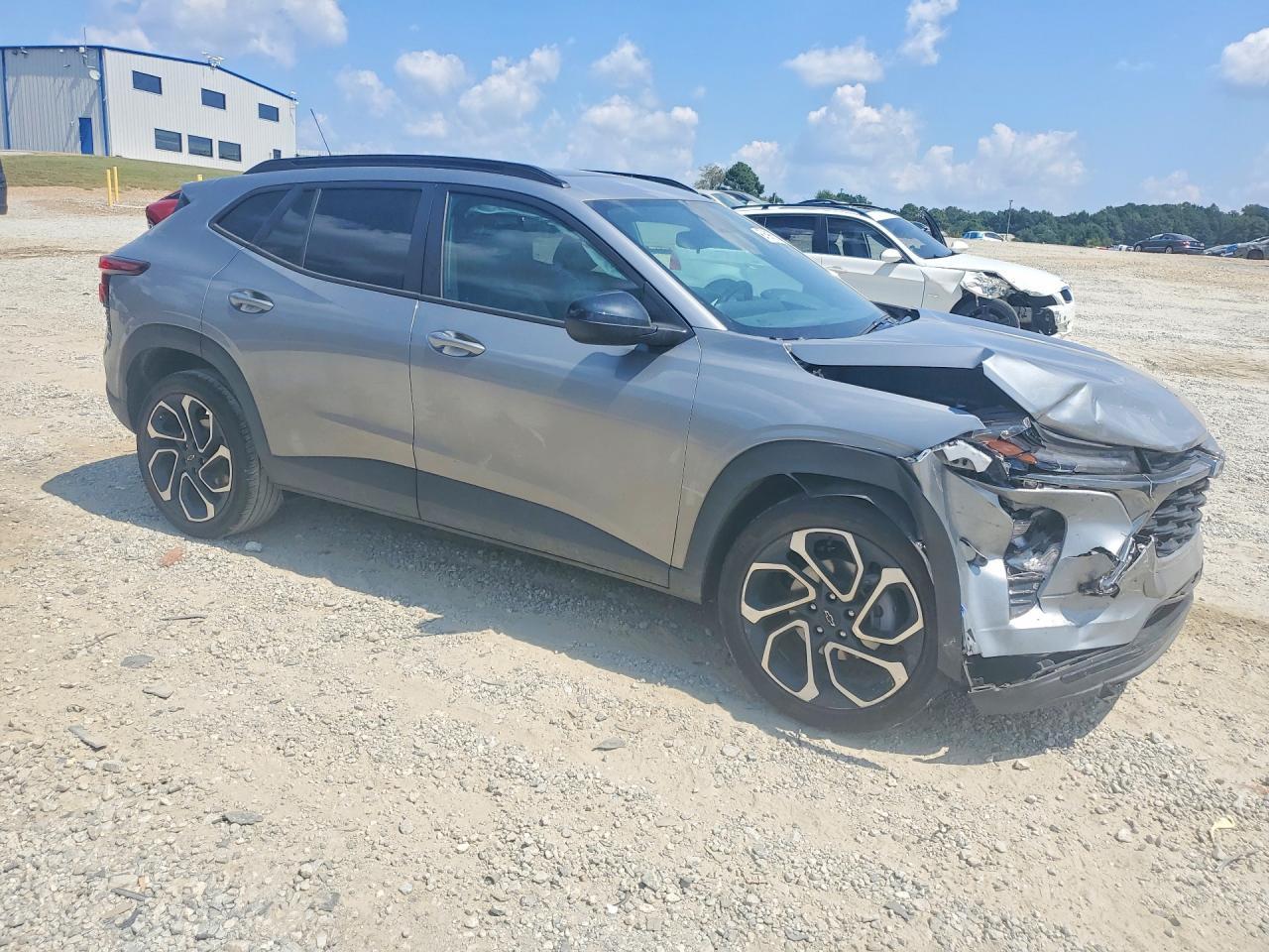 2025 Chevrolet Trax 2Rs - Фото 4