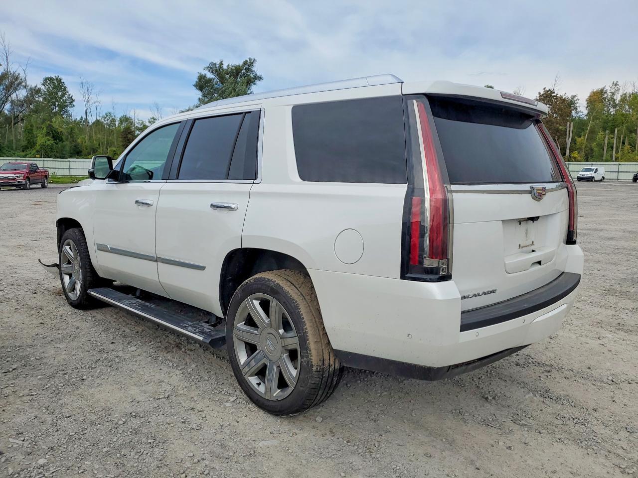 2019 Cadillac Escalade Premium Luxury - Фото 2