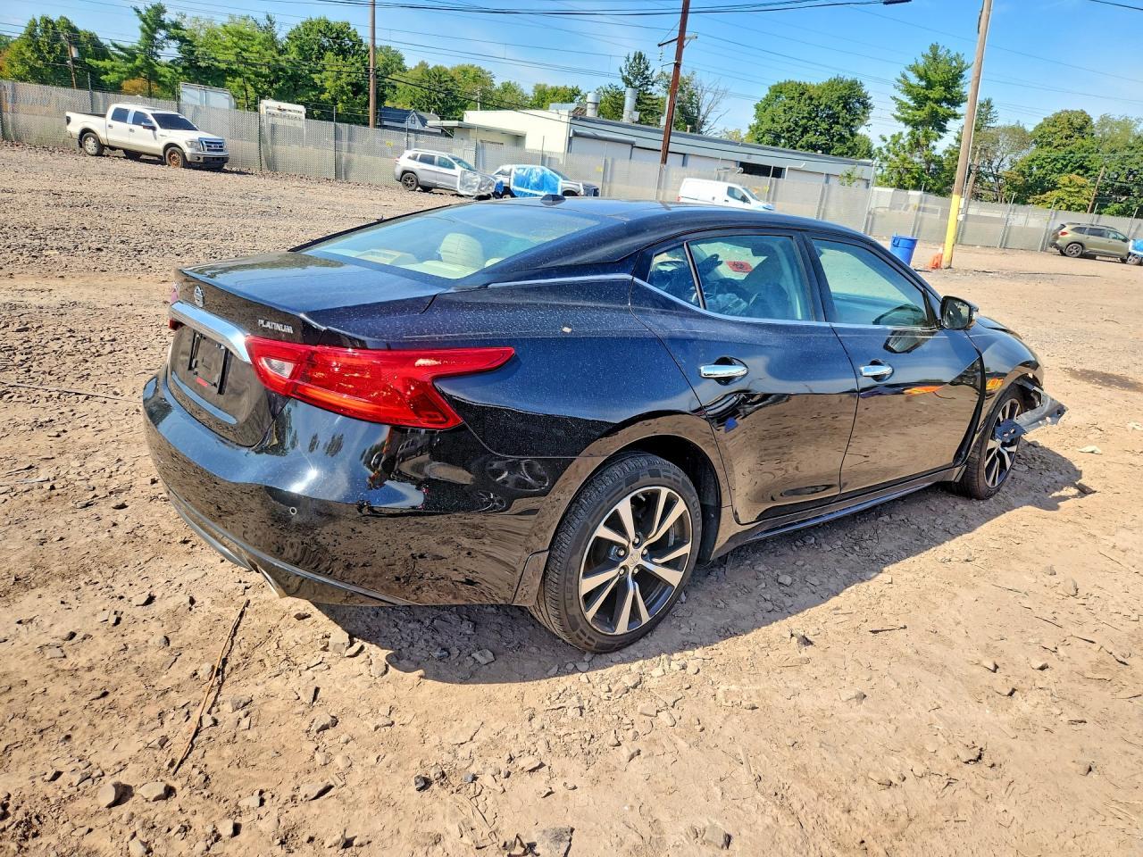 2016 Nissan Maxima Platinum - Фото 3
