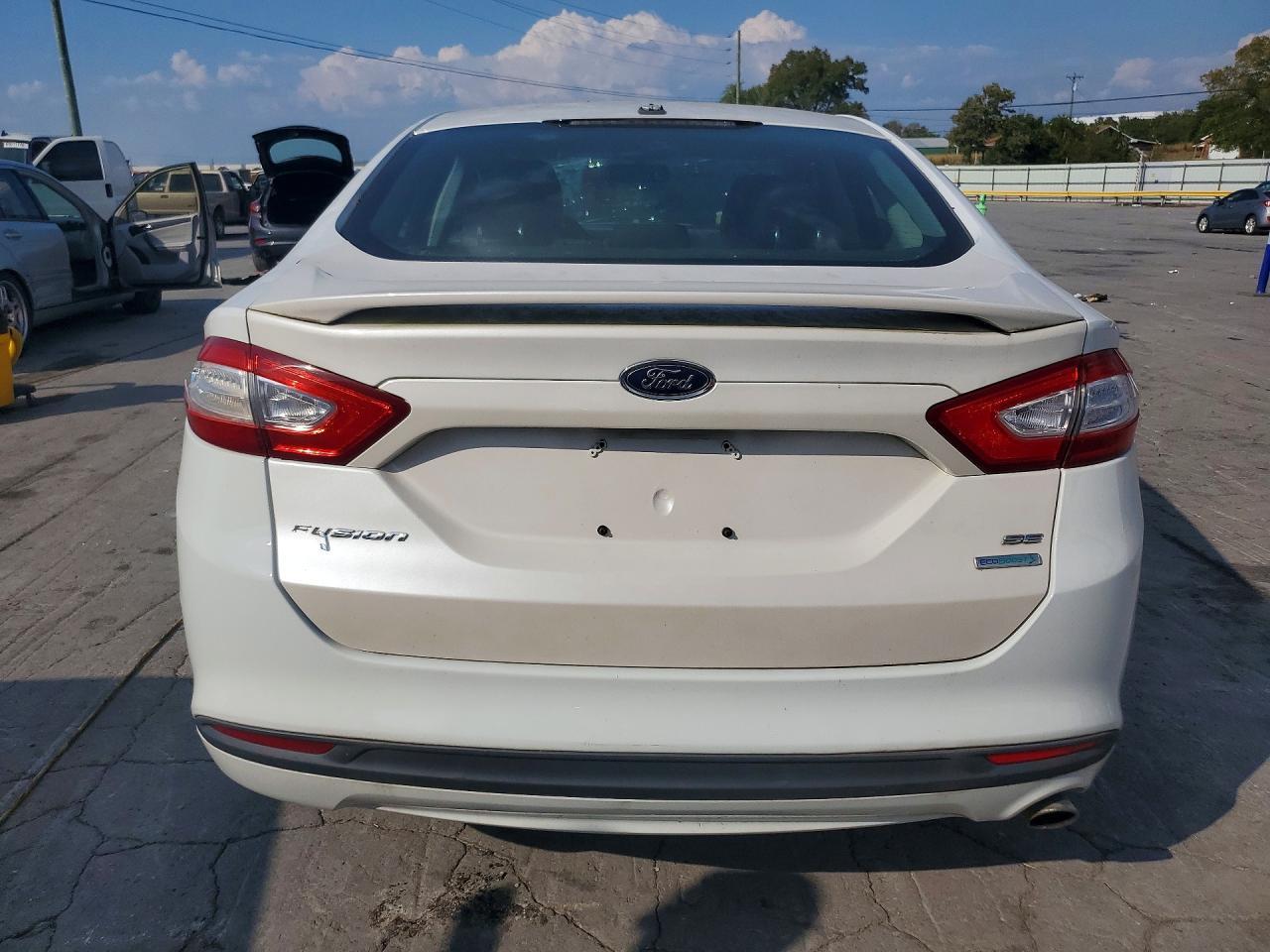 2016 Ford Fusion Se - Фото 6