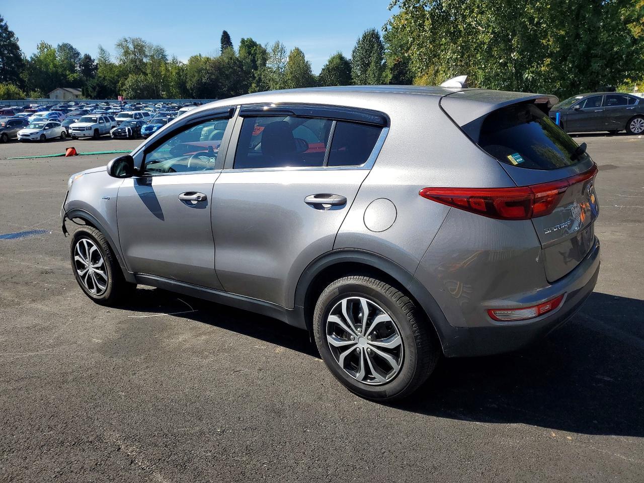 2017 Kia Sportage Lx - Image 2