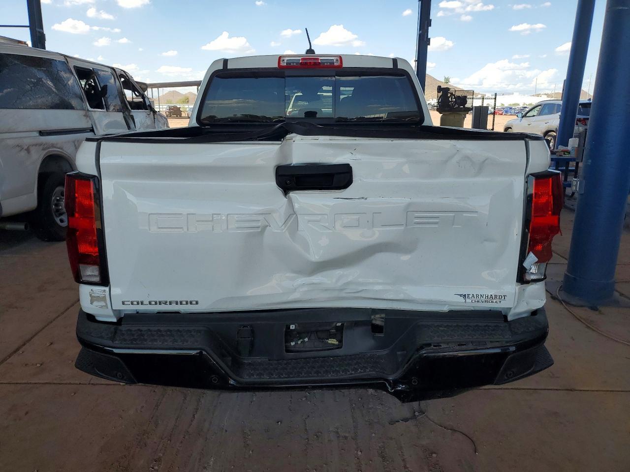 2024 Chevrolet Colorado - Image 6