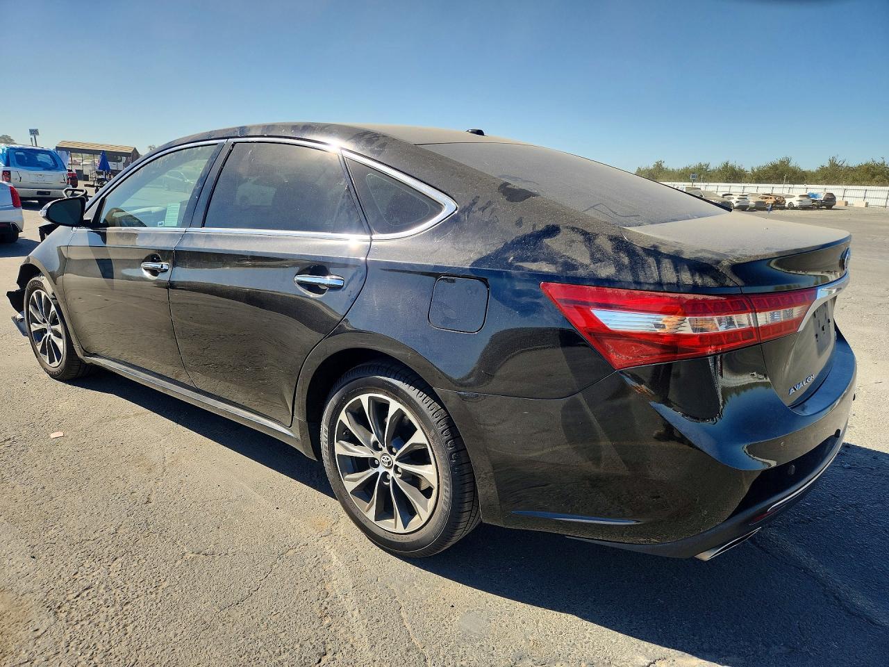 2017 Toyota Avalon Xle - Фото 2