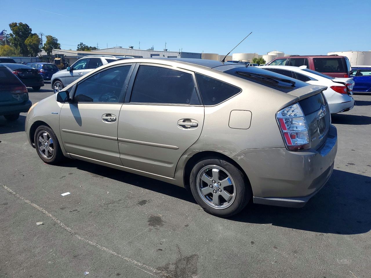 2006 Toyota Prius Base - Фото 2