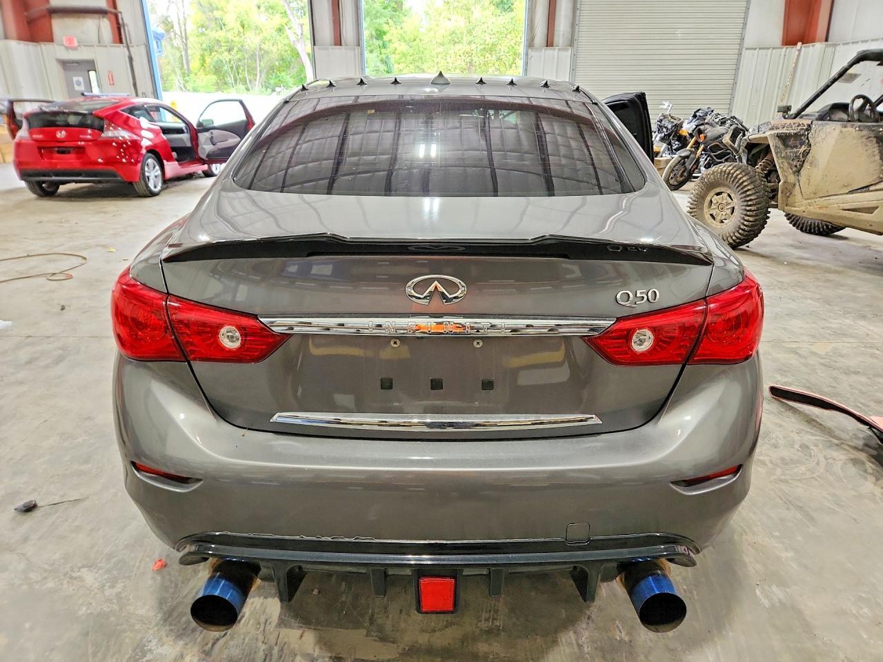 2015 Infiniti Q50 Premium - Image 6
