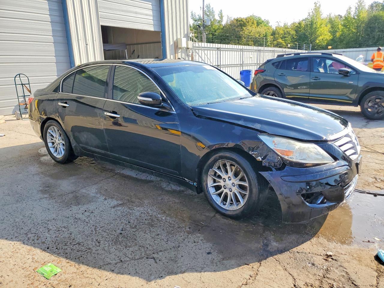 2010 Hyundai Genesis 3.8L - Image 4