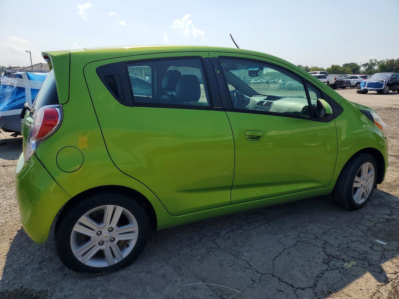 2015 Chevrolet Spark Ls - Фото 3