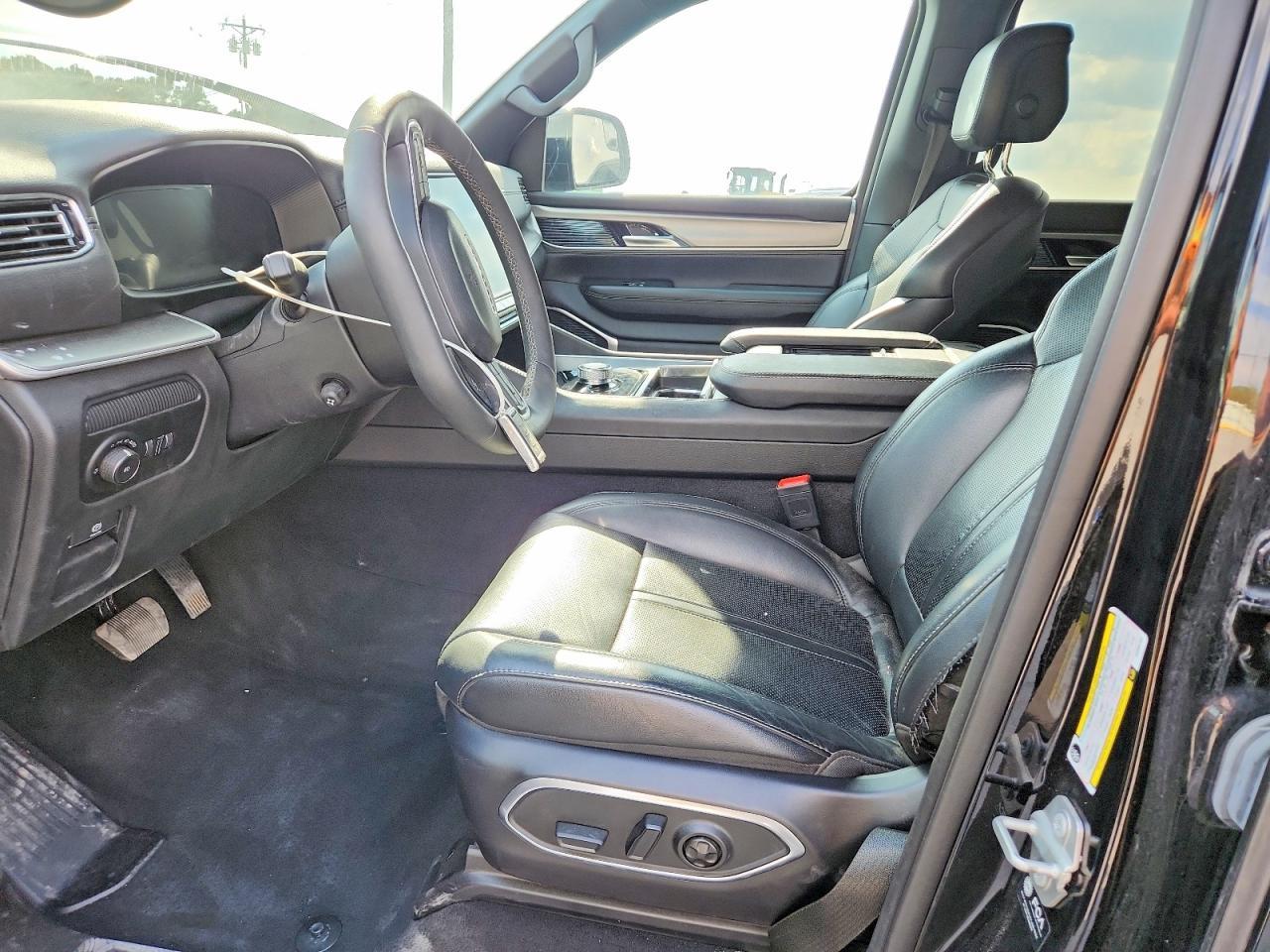 2025 Jeep Wagoneer Series I - Image 7