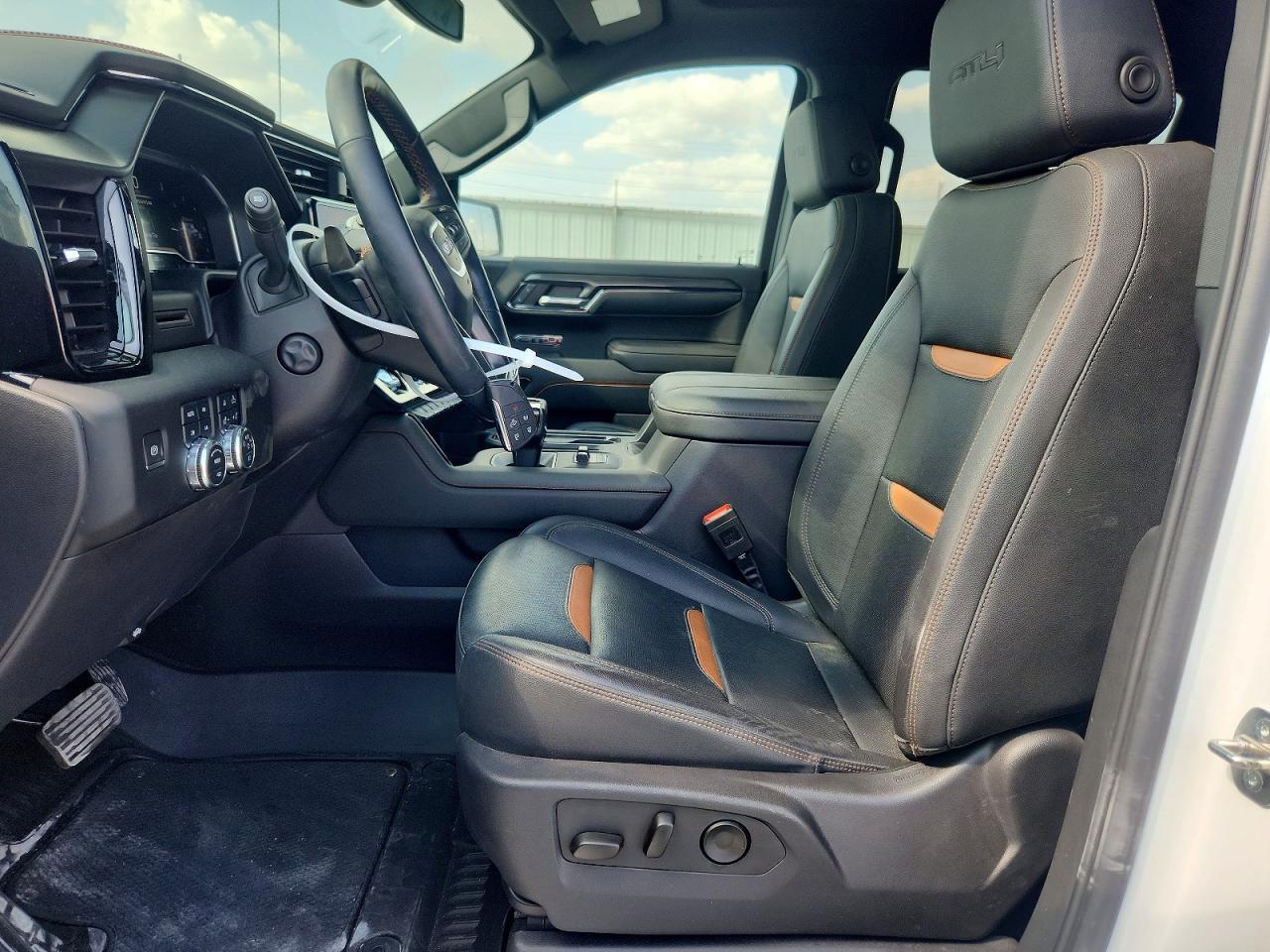 2024 GMC Sierra K1500 At4 - Фото 7