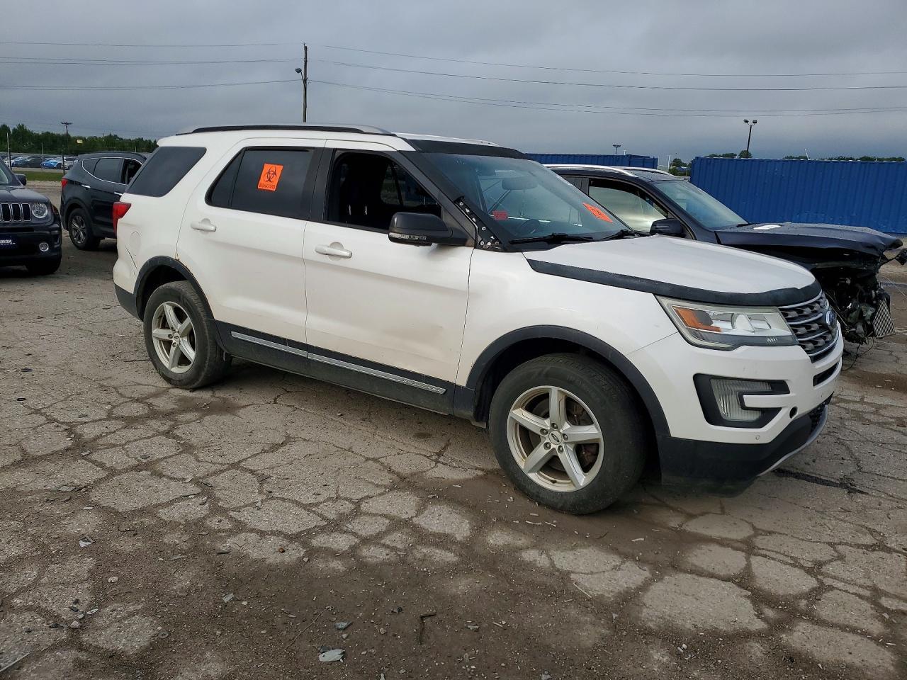 2016 Ford Explorer Xlt - Image 4