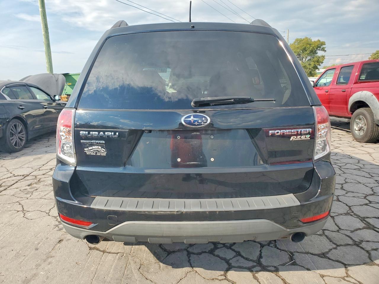 2013 Subaru Forester Limited - Image 6