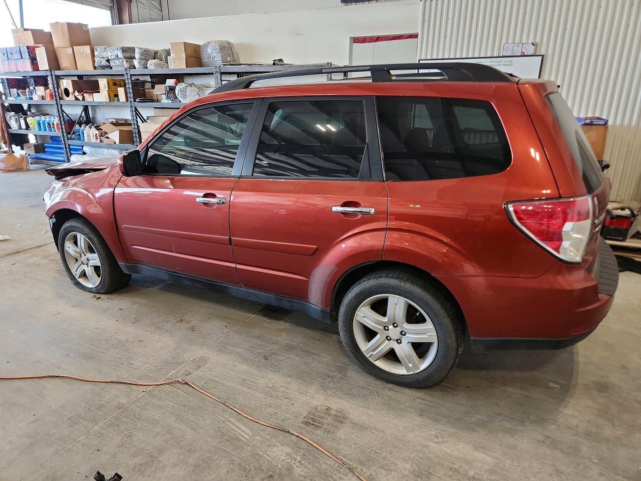 2010 Subaru Forester 2.5X Premium - Фото 2